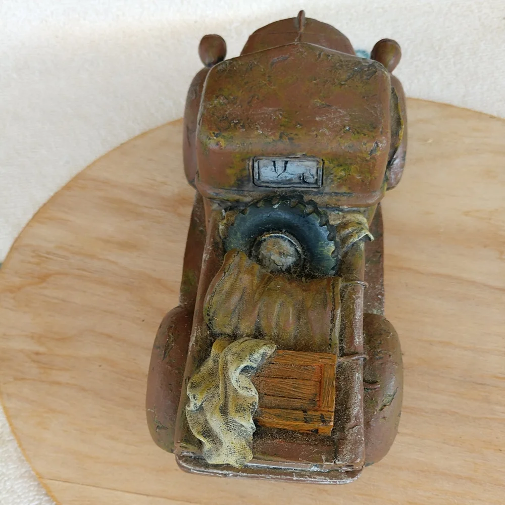 Vintage musical truck